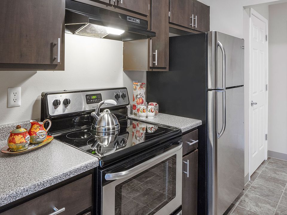 Crystal Lake Apartment Rentals Milwaukie, OR Zillow