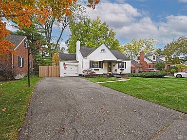 612 Oakview Dr Dayton OH 45429 Zillow