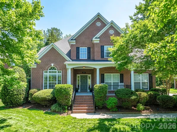6111 Latta Springs Cir, Huntersville, NC 28078