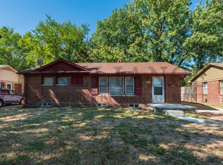 921 S Royal Rd, Wichita, KS 67207