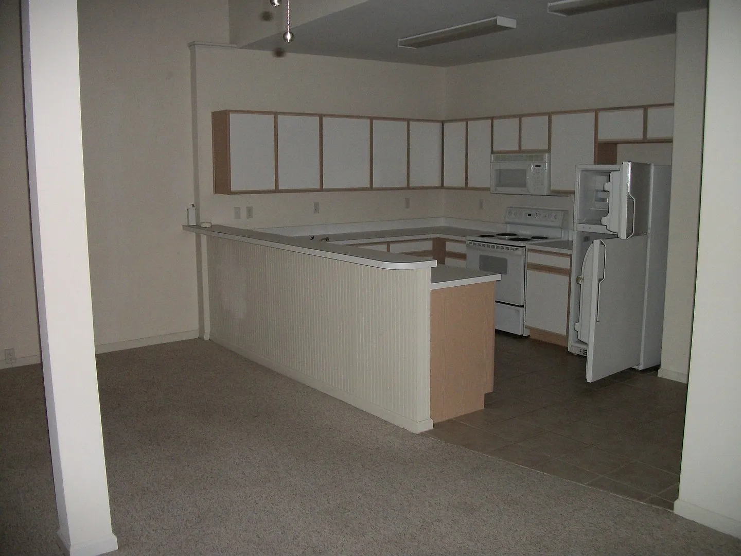 271004001 — Photo 3