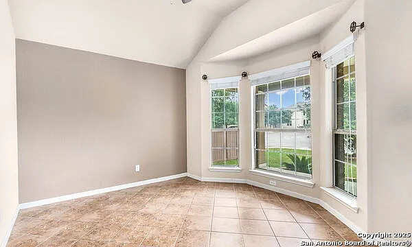 7951 Brinson Ct — Photo 10