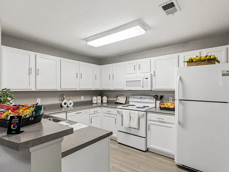 Townhomes at TSC — Photo 7