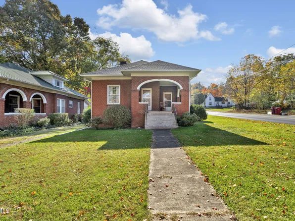 215 W Locust St, Johnson City, TN 37604