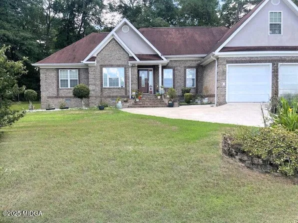 127 Troutman Dr, Macon, GA 31211