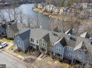 2068 Lake Audubon Ct, Reston, VA 20191