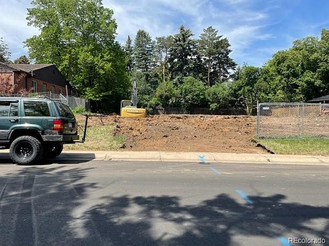 2nd image of 755 S Jackson St