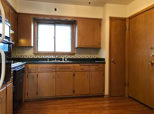 3424 S 60th St #0, Milwaukee, WI 53219