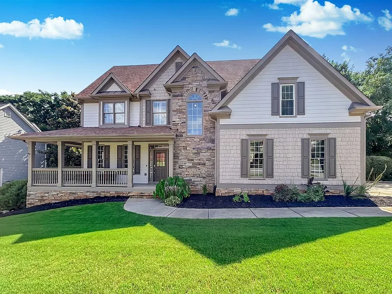 4918 Shallow Creek Trl NE — Photo 1