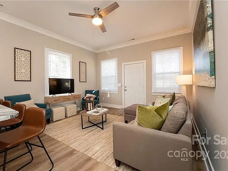301 S Cloudman St — Photo 14