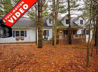 11441 Ridge Rd, South Lyon, MI 48178