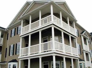 2434 Suncrest Village Cir #2434, Morgantown, WV 26505
