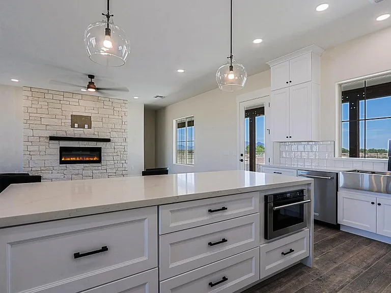 2351 E Cana Ln — Photo 11
