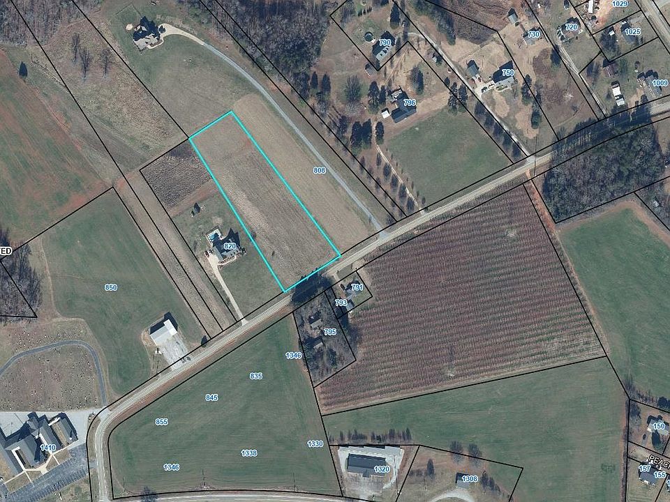2nd image of Old Island Ford Rd