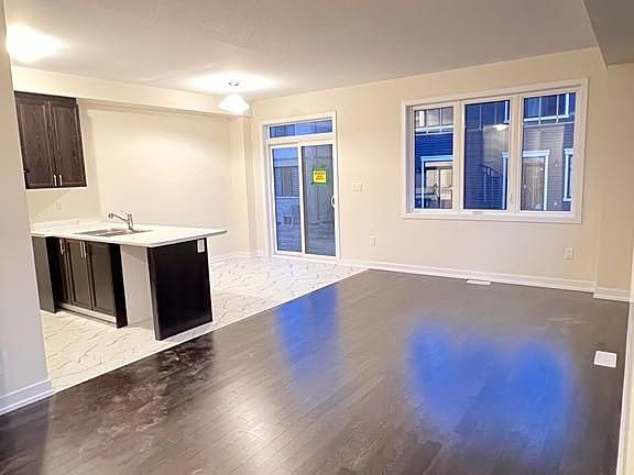 5th image of 30 Daisy Ln