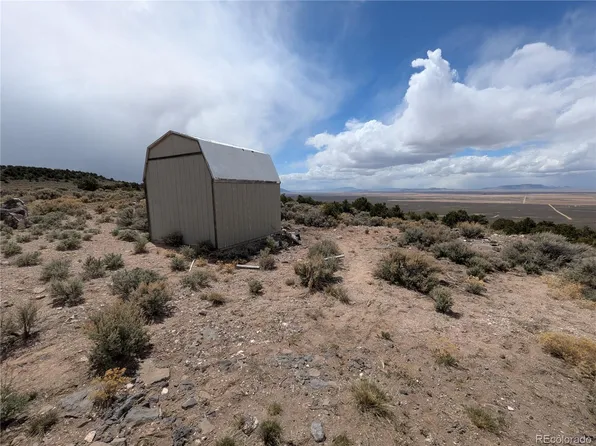 8265 W Cliff Drive, San Luis, CO 81152