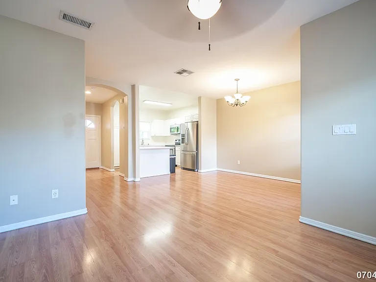 91-1011 Kaipalaoa St #404 — Photo 3