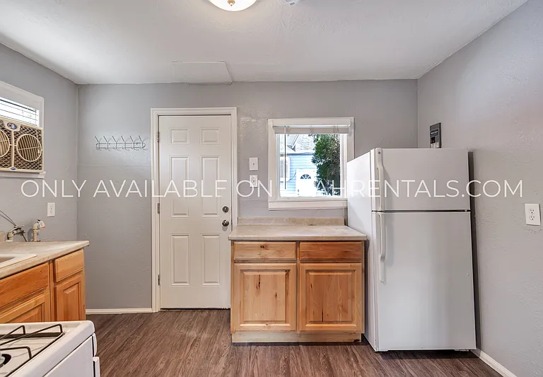 1075 S Jeremy St #2 — Photo 12