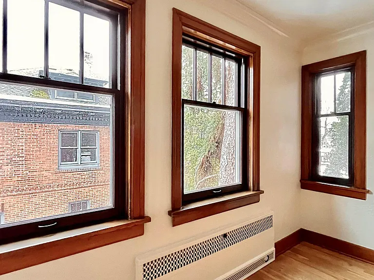 224 E Pine St #6 — Photo 7