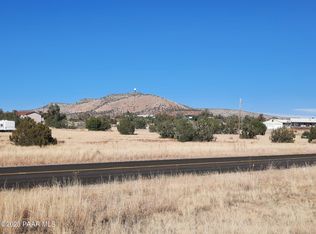 27365 W Fort Rock Rd, Seligman, AZ 86337