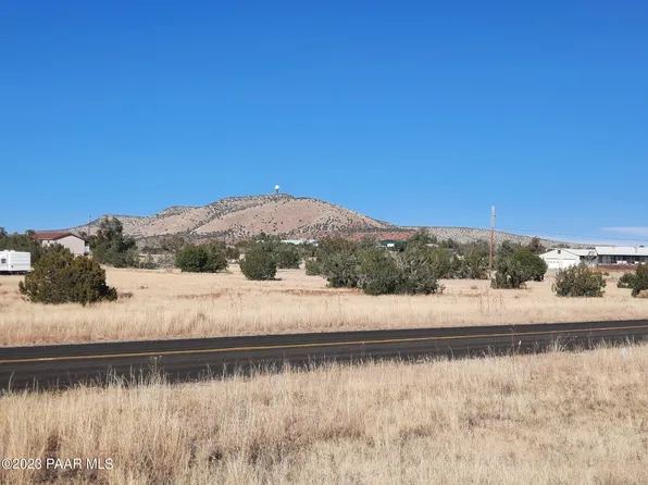 27365 W Fort Rock Rd, Seligman, AZ 86337
