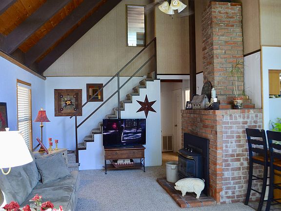 4th image of 24399 Wild Horse Ln