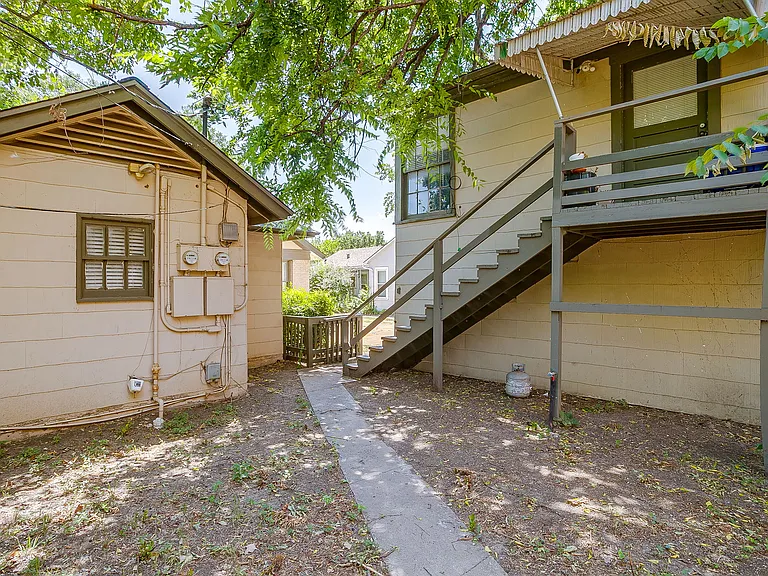 3216 Cockrell Ave — Photo 21