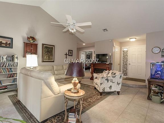 3rd image of 630 Cervantes Dr