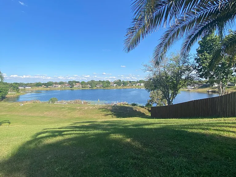10529 Mira Lago Ln — Photo 5