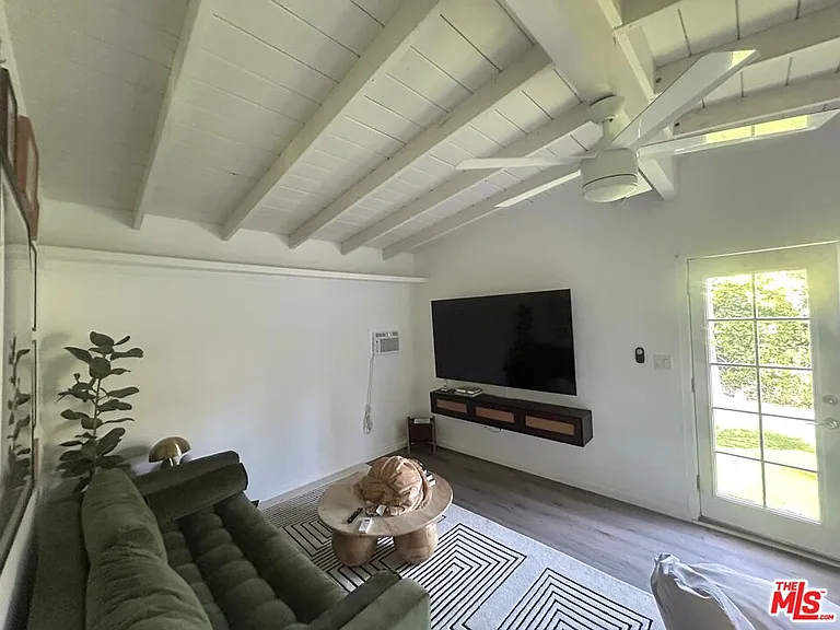 12913 Gilmore Ave — Photo 29
