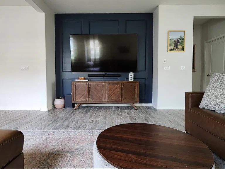 5024 N 84th Dr — Photo 8