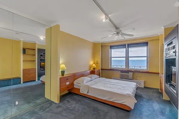 Sold by Christie's International Real Estate Westchester & Hudson Valley | media 35