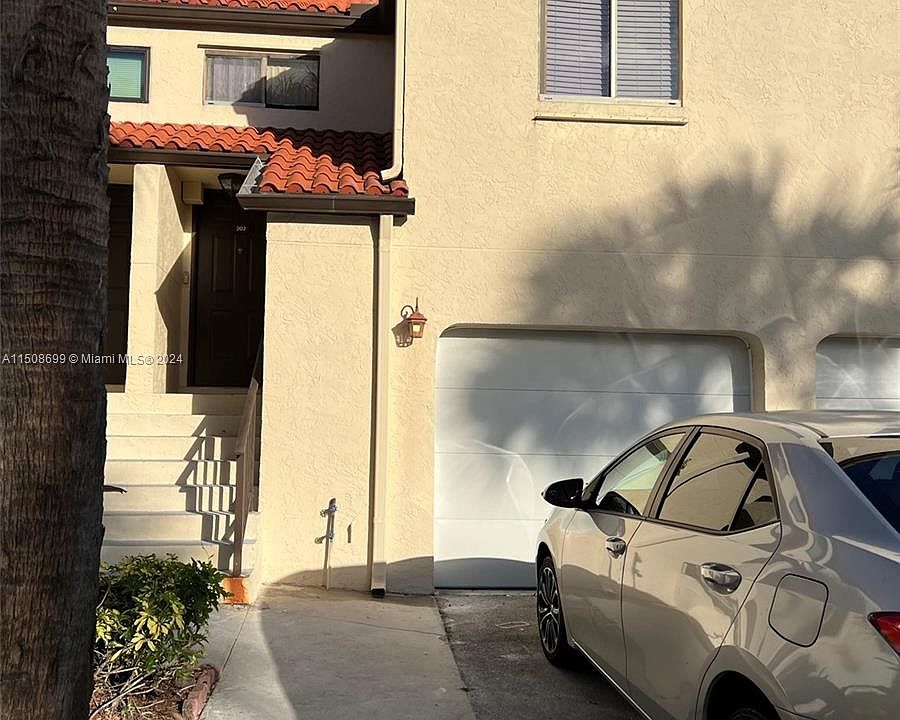 1st image of 7 Via De Casas Sur APT 202