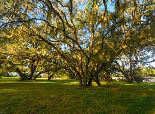 1303 Shadow Ln, Fort Myers, FL 33901