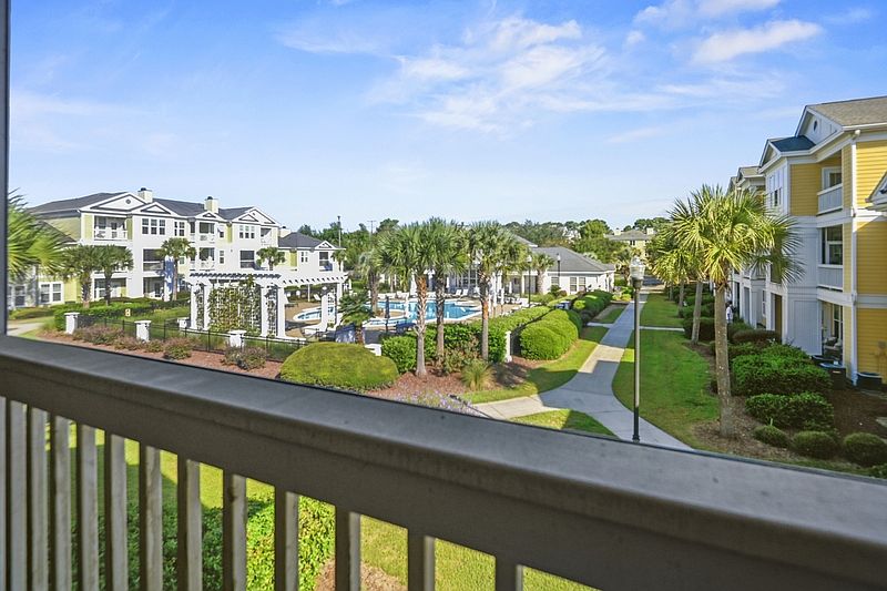 1st image of 1127 Rosewood Ln #1