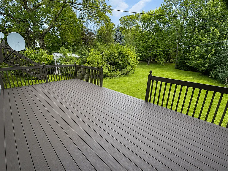 2226 Yorktown Dr — Photo 17