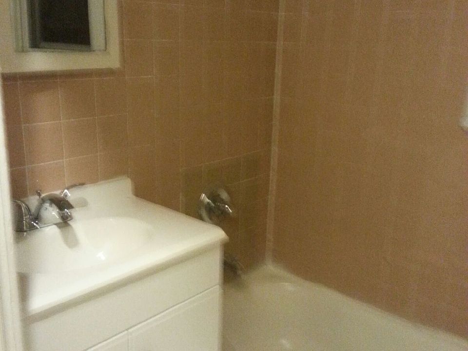 1st image of 310 Saint James Pl #1A
