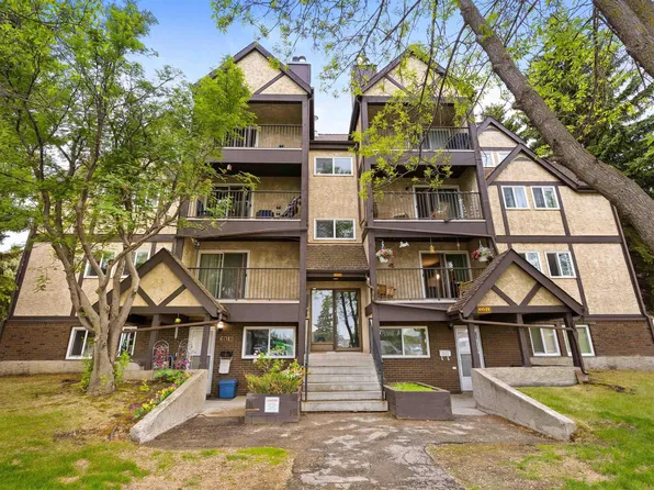 6011 Tudor Gln, Saint Albert, AB T8N 3V4