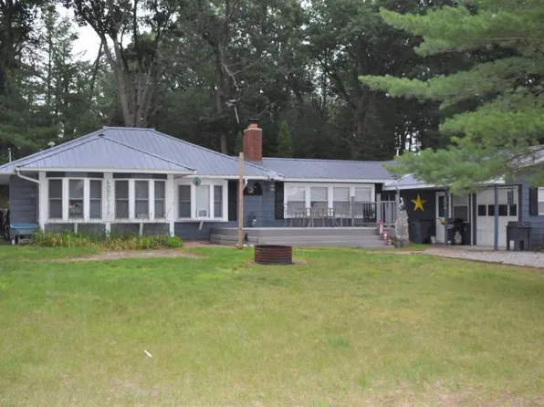 7324 Loud Dr, Oscoda, MI 48750