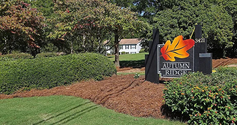 Autumn Ridge Apartments — Photo 3