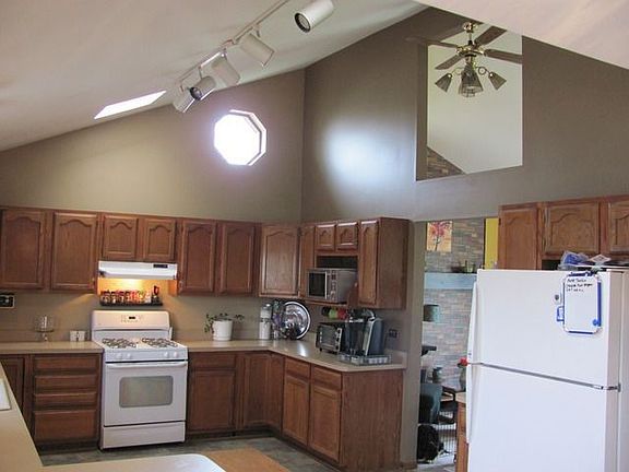 5th image of 1321 Andrea Dr
