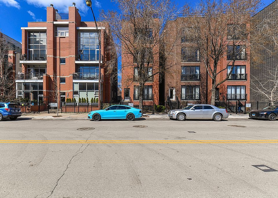 1st image of 848 W Erie St #1