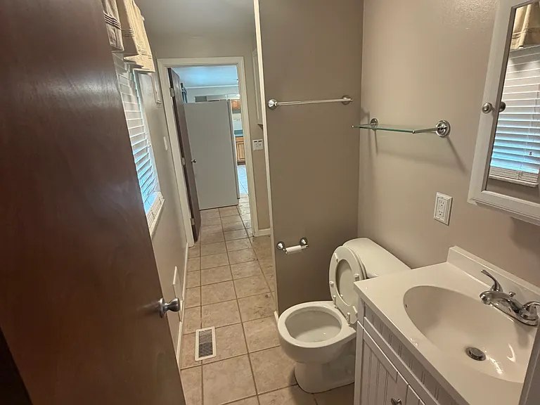 6501 Stonehurst Dr — Photo 21