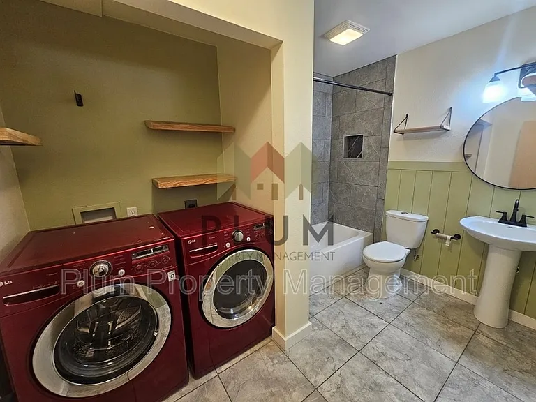 917 Discovery Way — Photo 21