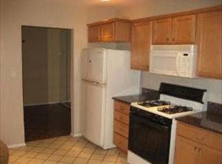 150 Lake Blvd APT 105, Buffalo Grove, IL 60089