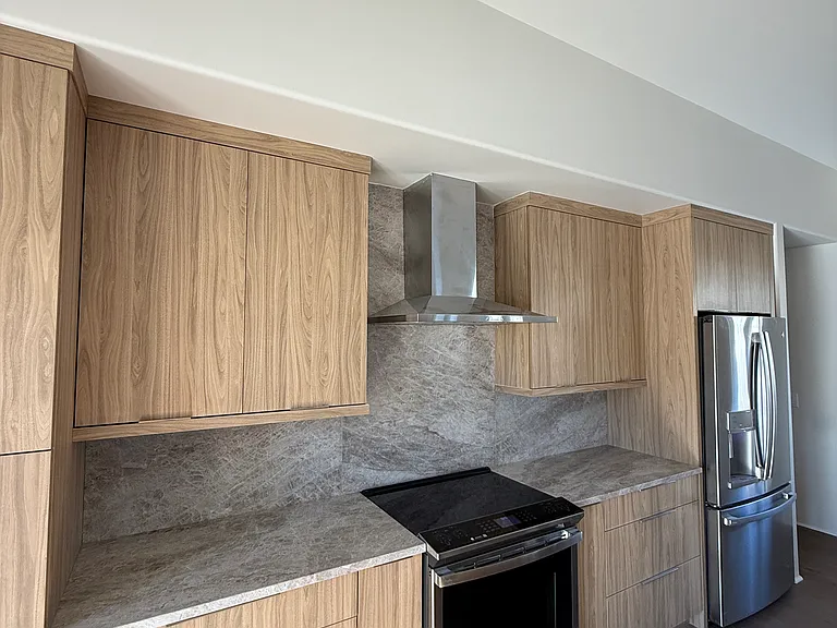 301 W Comstock Ave #1A — Photo 4