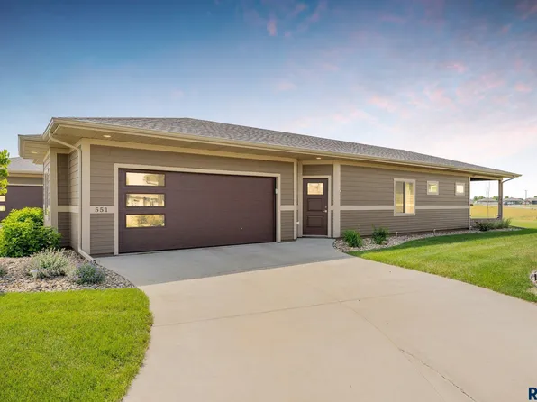 551 Ross St, Harrisburg, SD 57032