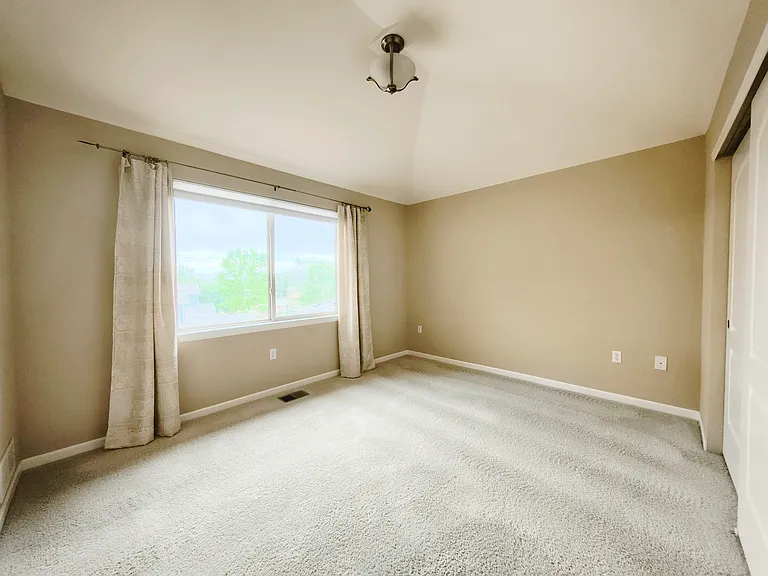 8555 Gold Peak Dr #F — Photo 18