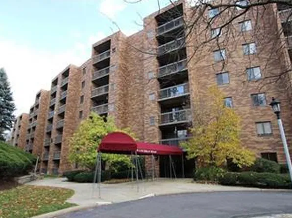 1500 Cochran Rd APT 808, Pittsburgh, PA 15243