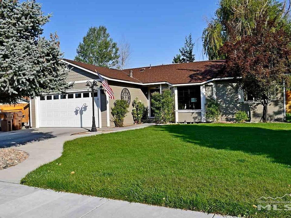 1st image of 1757 Oakwood Dr